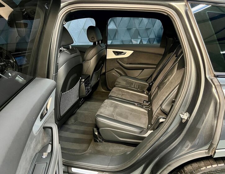 Audi Q7 SUV / Terénní 3,0 l 210 kw