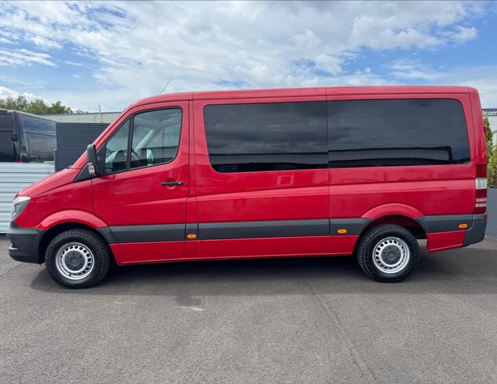 Mercedes-Benz Sprinter 10