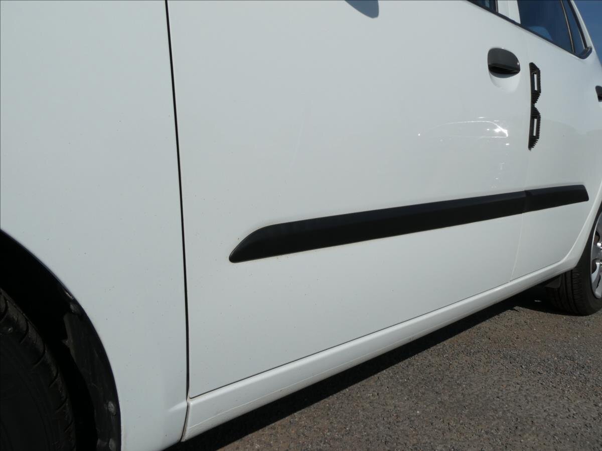 Hyundai i10 Hatchback 1,1 l 51 kw