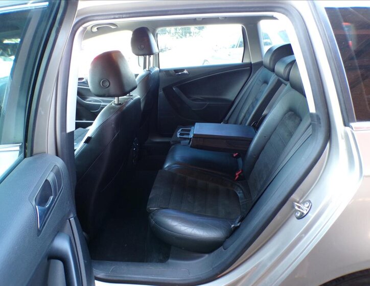 Volkswagen Passat Kombi 2,0 l 147 kw