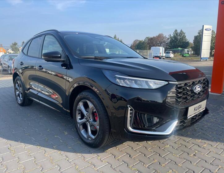 Ford Kuga 1