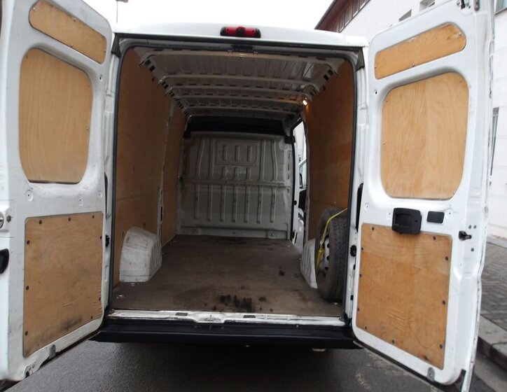 Fiat Ducato Skříň 2,2 l 121 kw