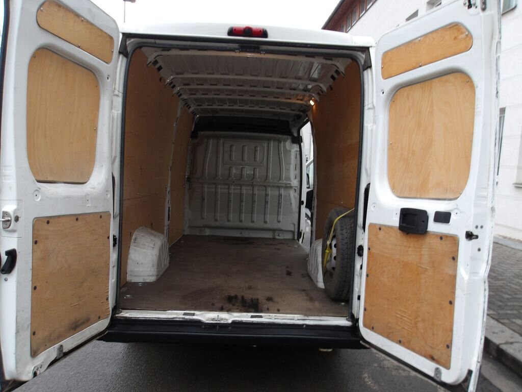 Fiat Ducato Skříň 2,2 l 121 kw