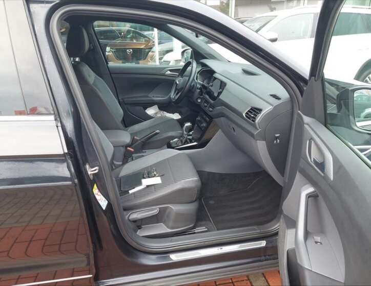 Volkswagen T-Cross SUV 999,0 81 kw