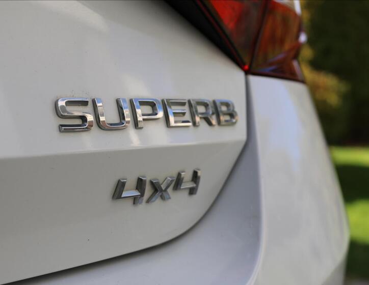 Škoda Superb 15