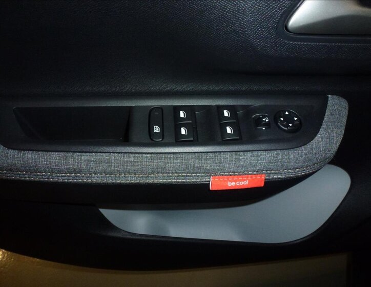 Citroën C3 Aircross SUV / Terénní 1,2 l 74 kw