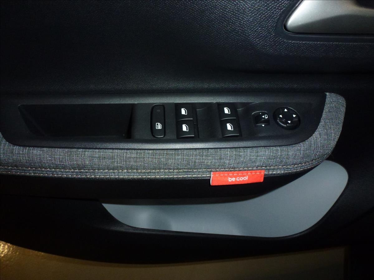 Citroën C3 Aircross SUV / Terénní 1,2 l 74 kw