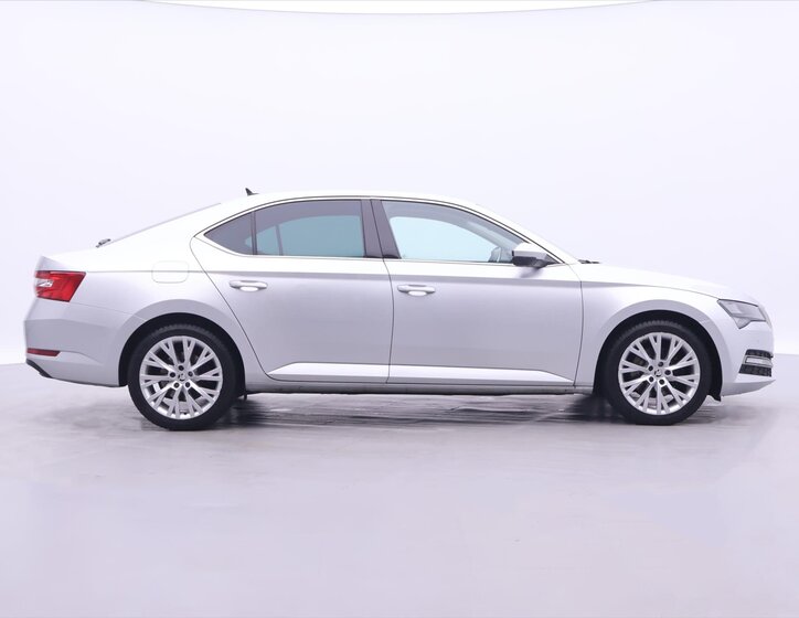 Škoda Superb Liftback 2,0 l 147 kw