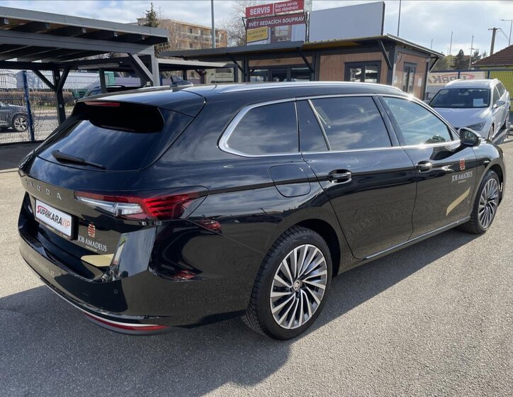 Škoda Superb Kombi 2,0 l 110 kw