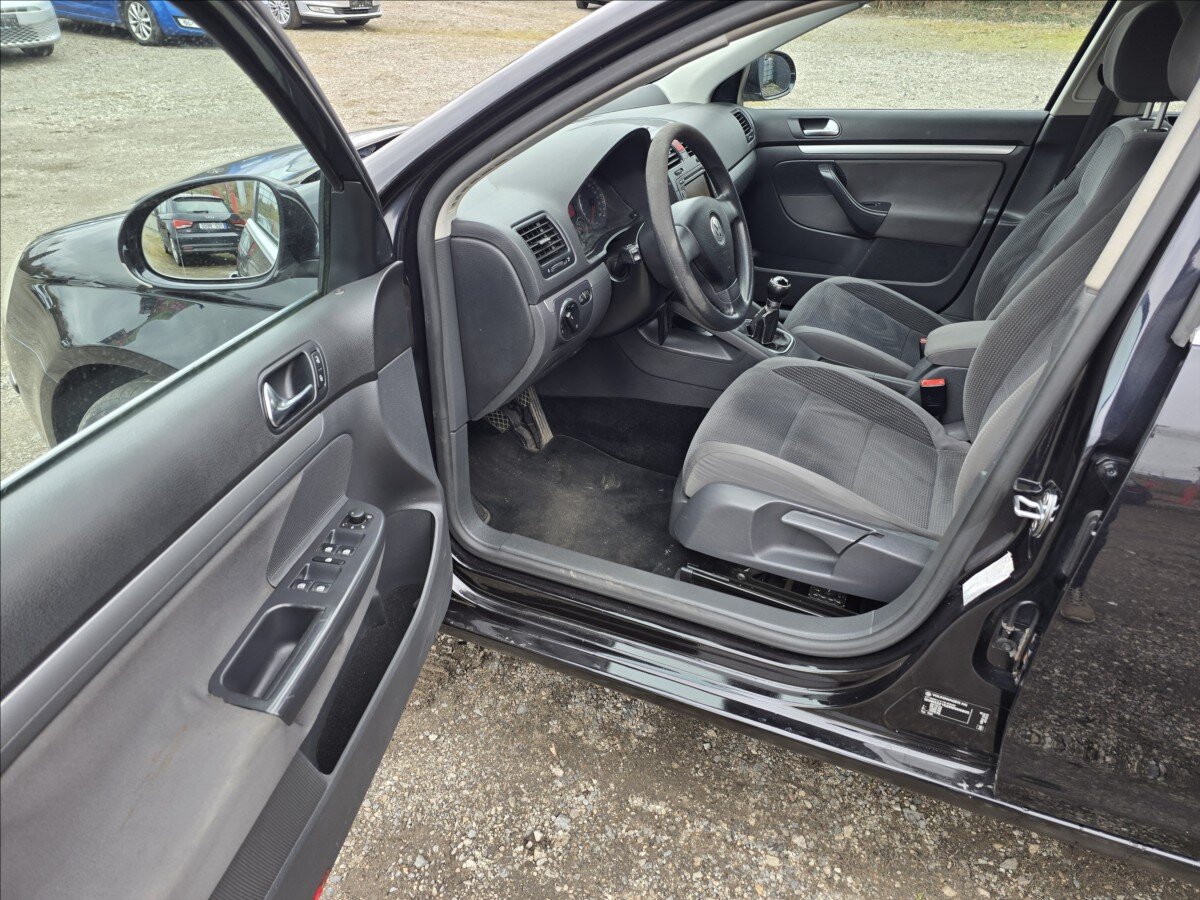 Volkswagen Golf Kombi 2,0 l 103 kw