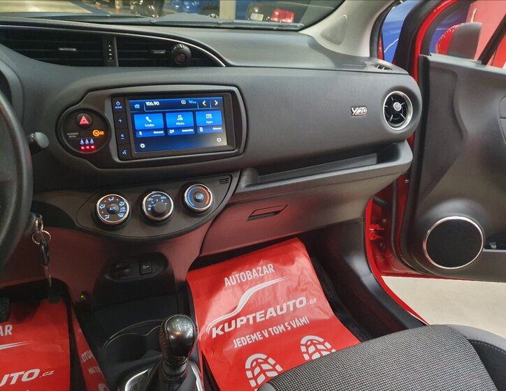 Toyota Yaris Hatchback 1,5 l 82 kw