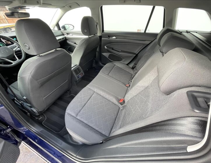 Volkswagen Golf Kombi 1,5 l 96 kw