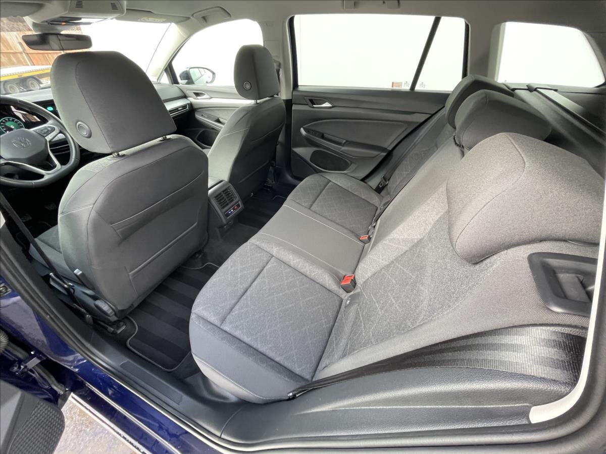 Volkswagen Golf Kombi 1,5 l 96 kw