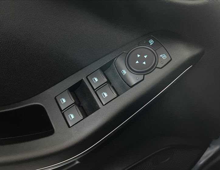 Ford Fiesta Hatchback 999,0 92 kw