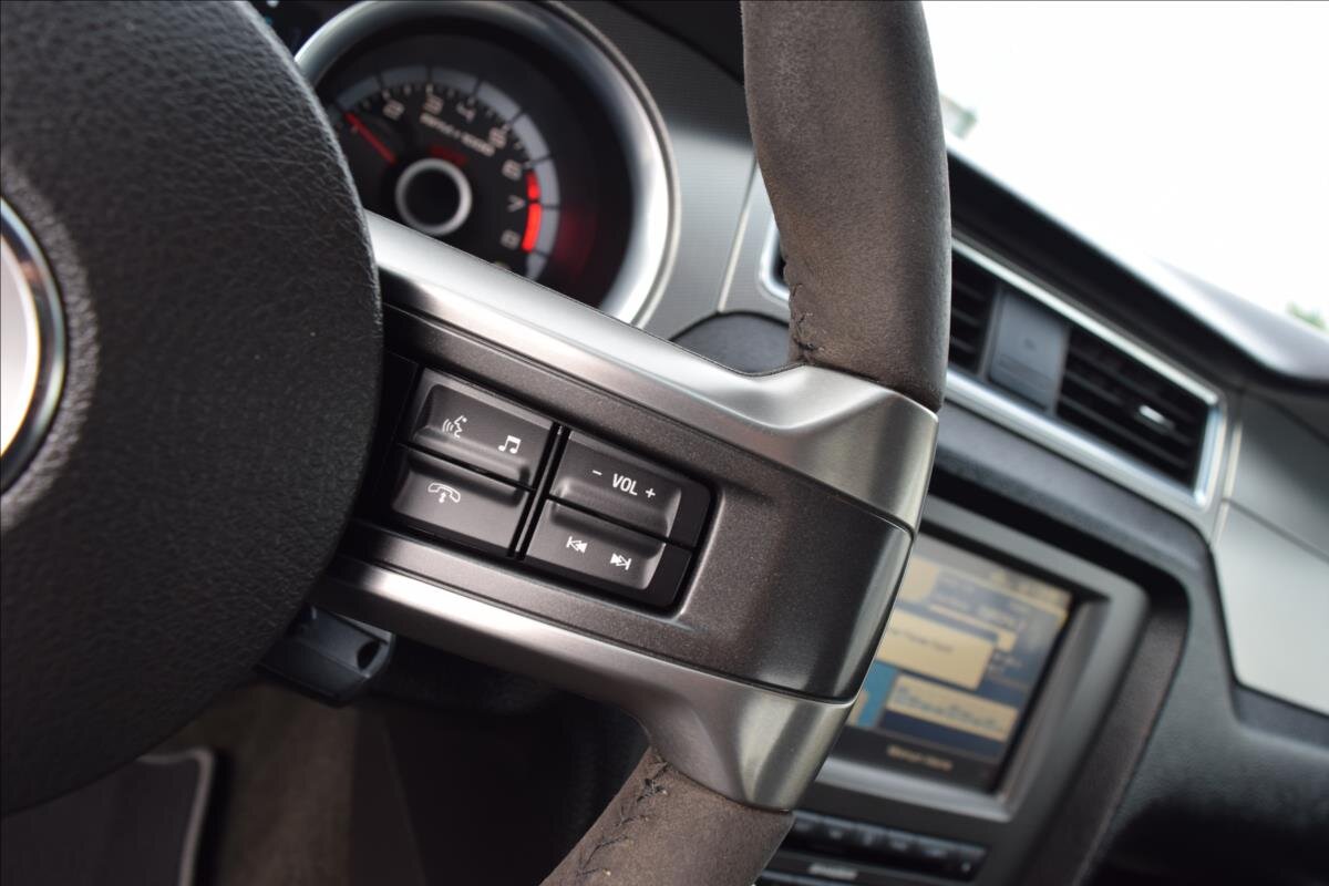 Ford Mustang Kupé 5,8 l 485 kw