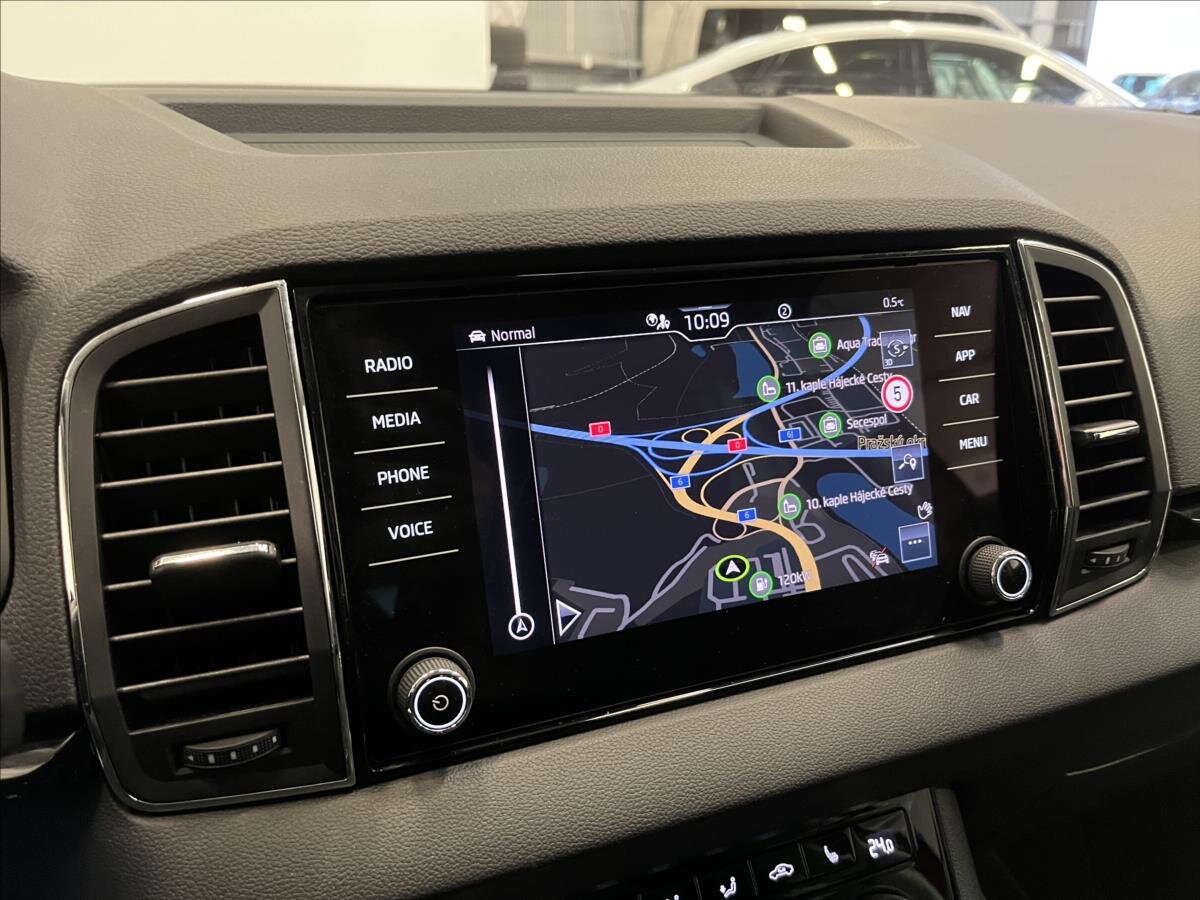 Škoda Karoq SUV 2,0 l 110 kw