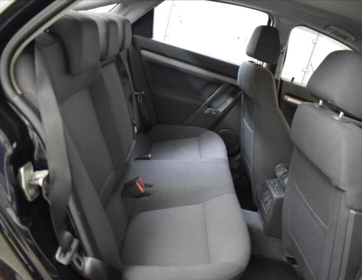 Opel Vectra Liftback 1,8 l 103 kw