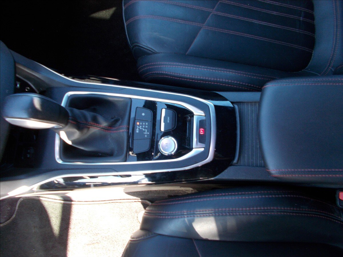 Peugeot 308 Kombi 2,0 l 133 kw