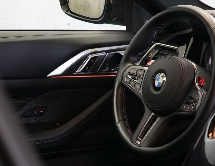 BMW M4 Kupé 3,0 l 353 kw