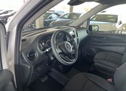 Mercedes-Benz Vito 9