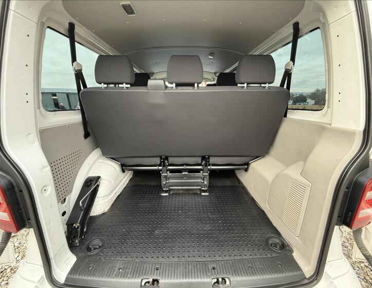 Volkswagen Transporter 21