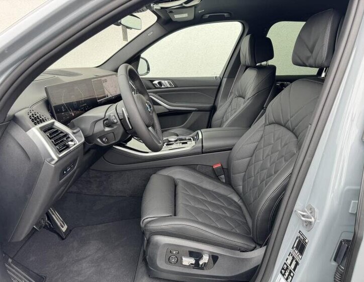 BMW X5 SUV / Terénní 3,0 l 210 kw