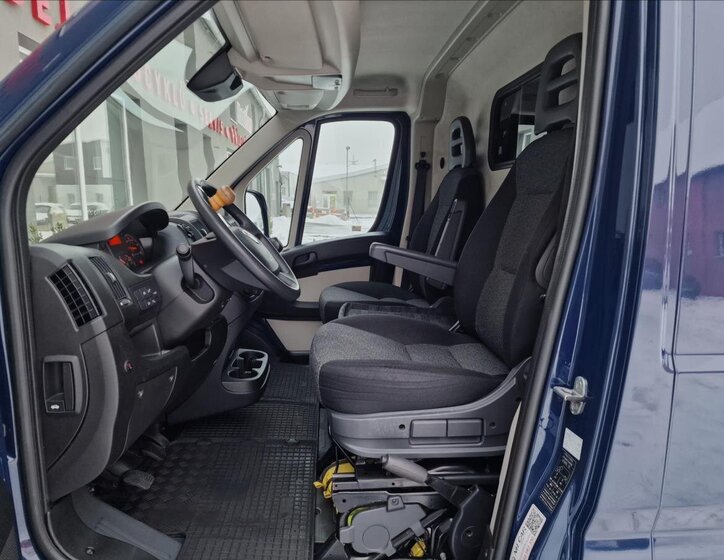 Fiat Ducato Skříň 3,0 l 100 kw