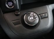 Peugeot Traveller 31