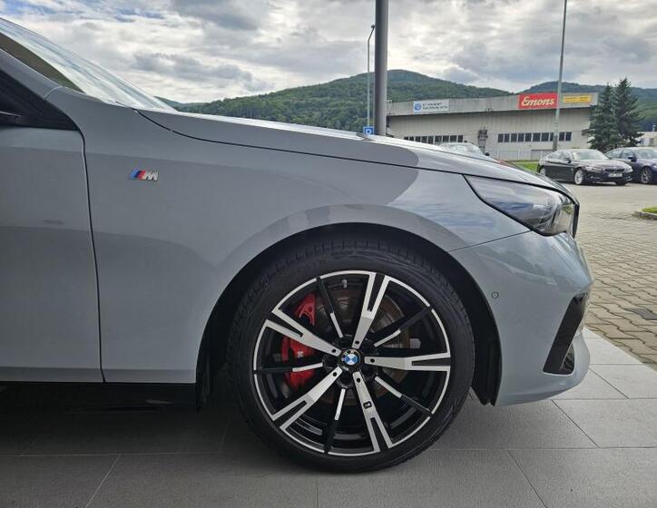 BMW Řada 5 9