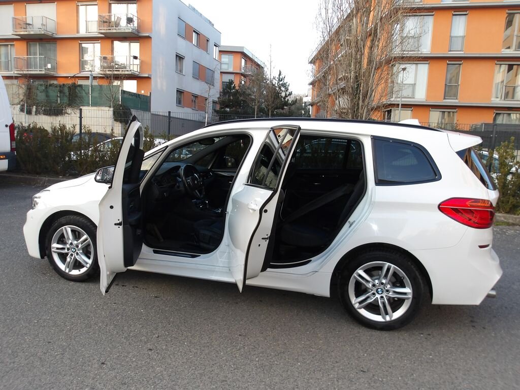 BMW Řada 2 Kombi 2,0 l 141 kw