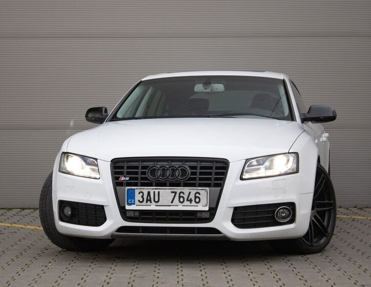 Audi S5 1