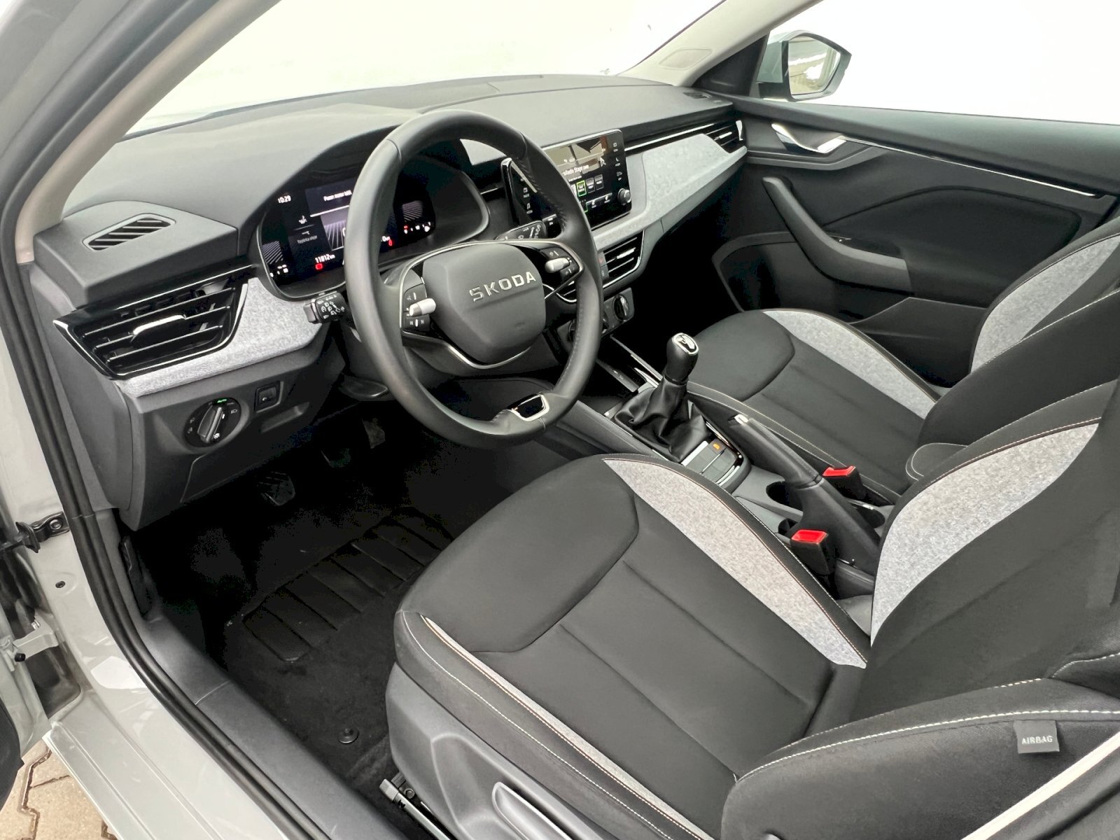 Škoda Scala Hatchback 1,0 l 85 kw