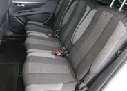 Peugeot 5008 SUV 1,2 l 96 kw