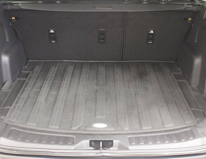 Land Rover Discovery Sport 8