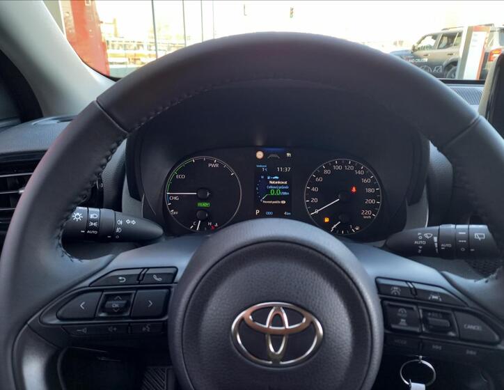 Toyota Yaris 14
