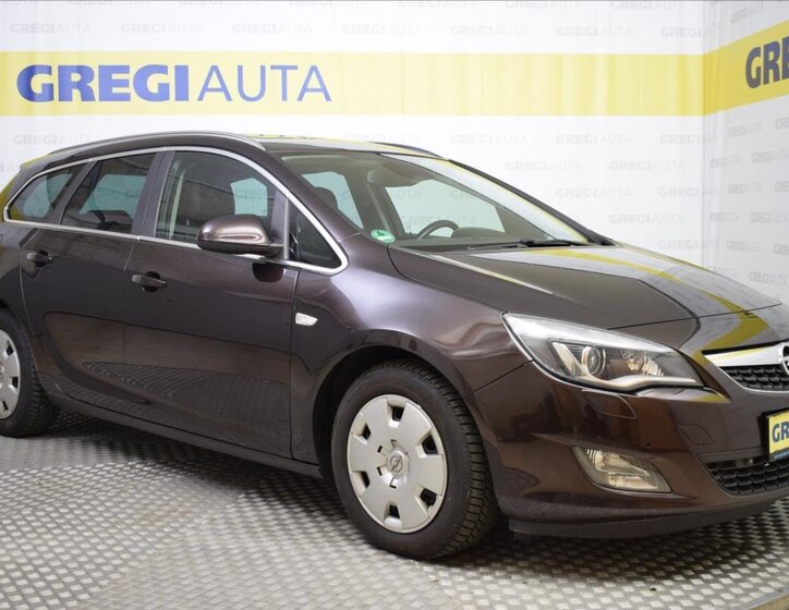 Opel Astra Kombi 2,0 l 121 kw