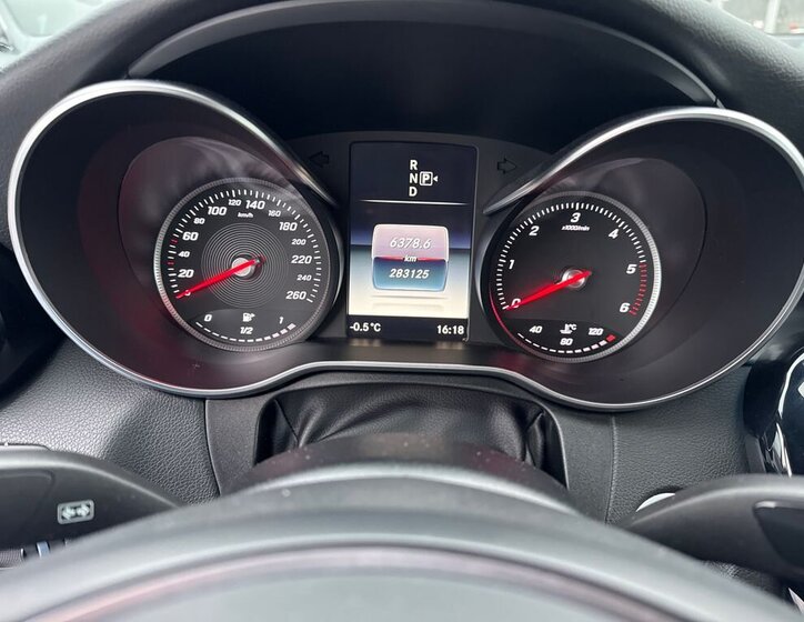 Mercedes-Benz Třídy C Sedan 2,1 l 150 kw