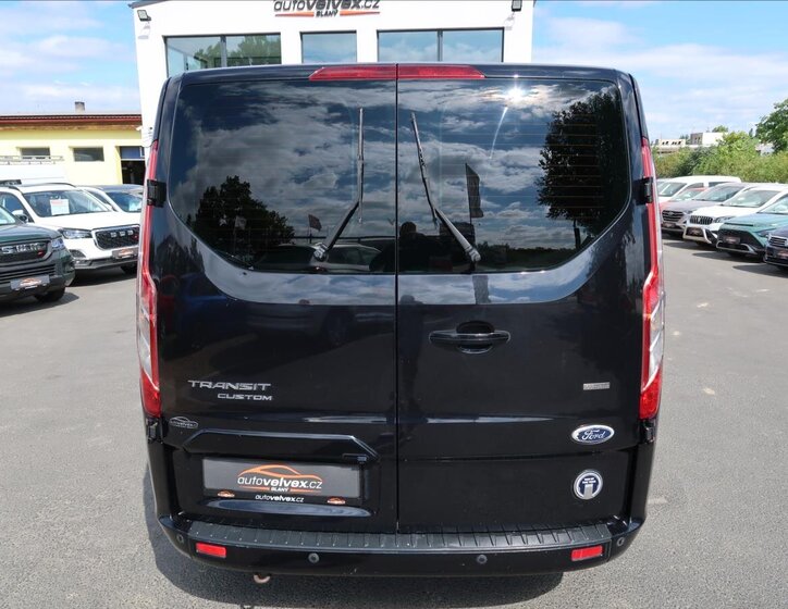 Ford Transit Custom Skříň 2,2 l 92 kw
