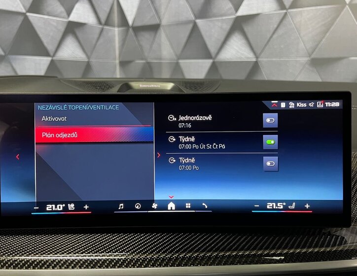 BMW X7 SUV / Terénní 4,4 l 390 kw