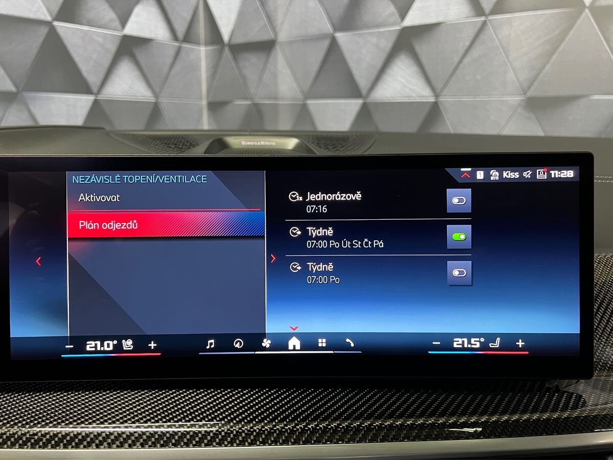 BMW X7 SUV / Terénní 4,4 l 390 kw