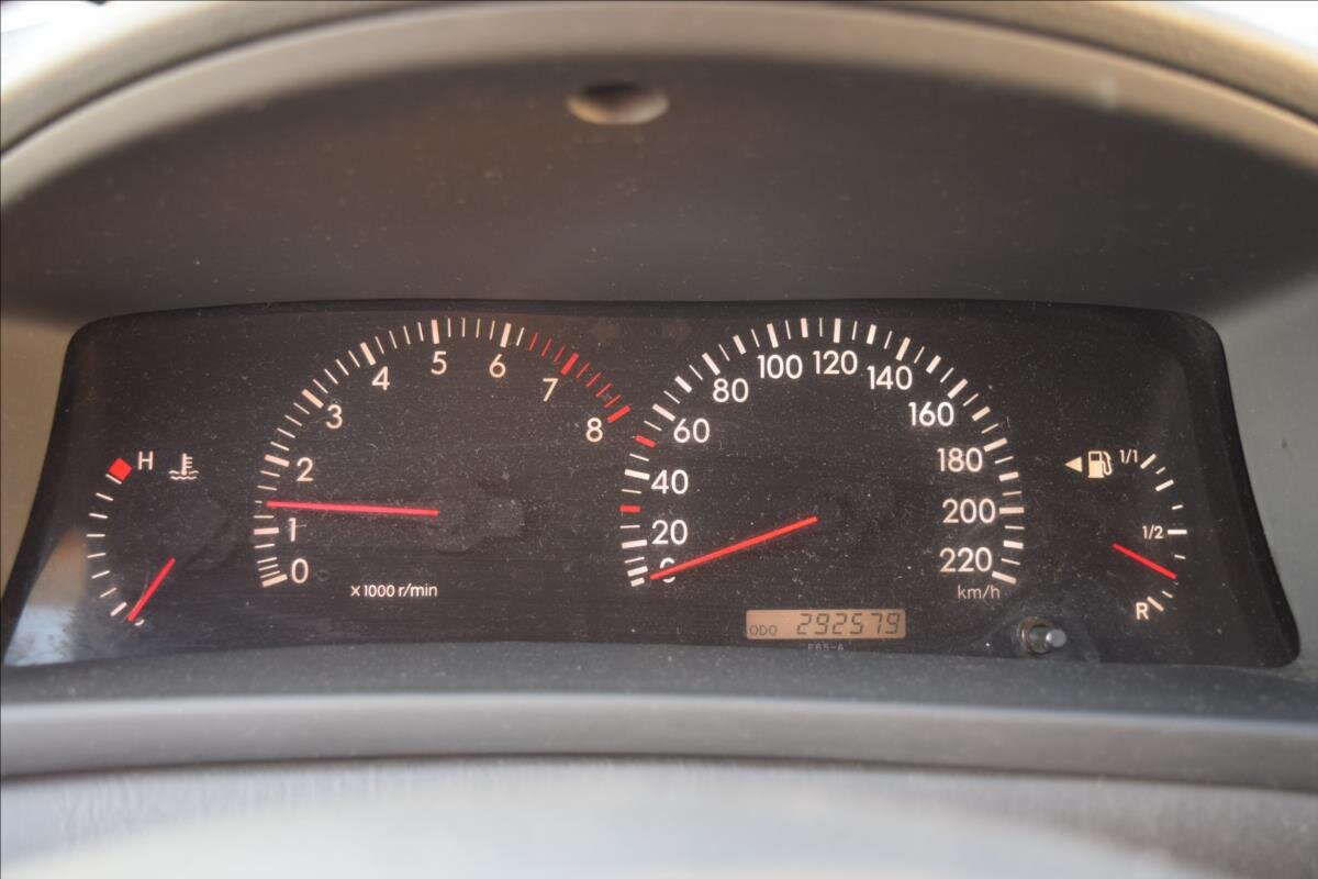 Toyota Corolla Verso Kombi 1,6 l 81 kw