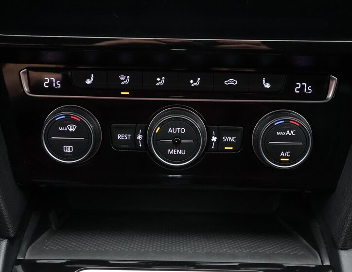 Volkswagen Passat Kombi 2,0 l 140 kw