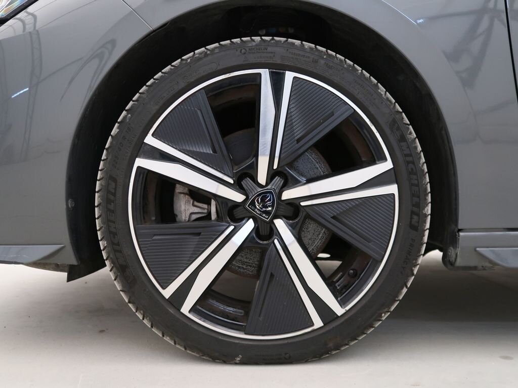 Peugeot 308 Kombi 1,2 l 96 kw