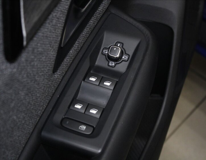 Citroën C5 X Liftback 1,2 l 96 kw