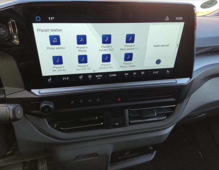 Volkswagen Caravelle 15