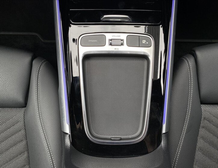 Mercedes-Benz EQB 15