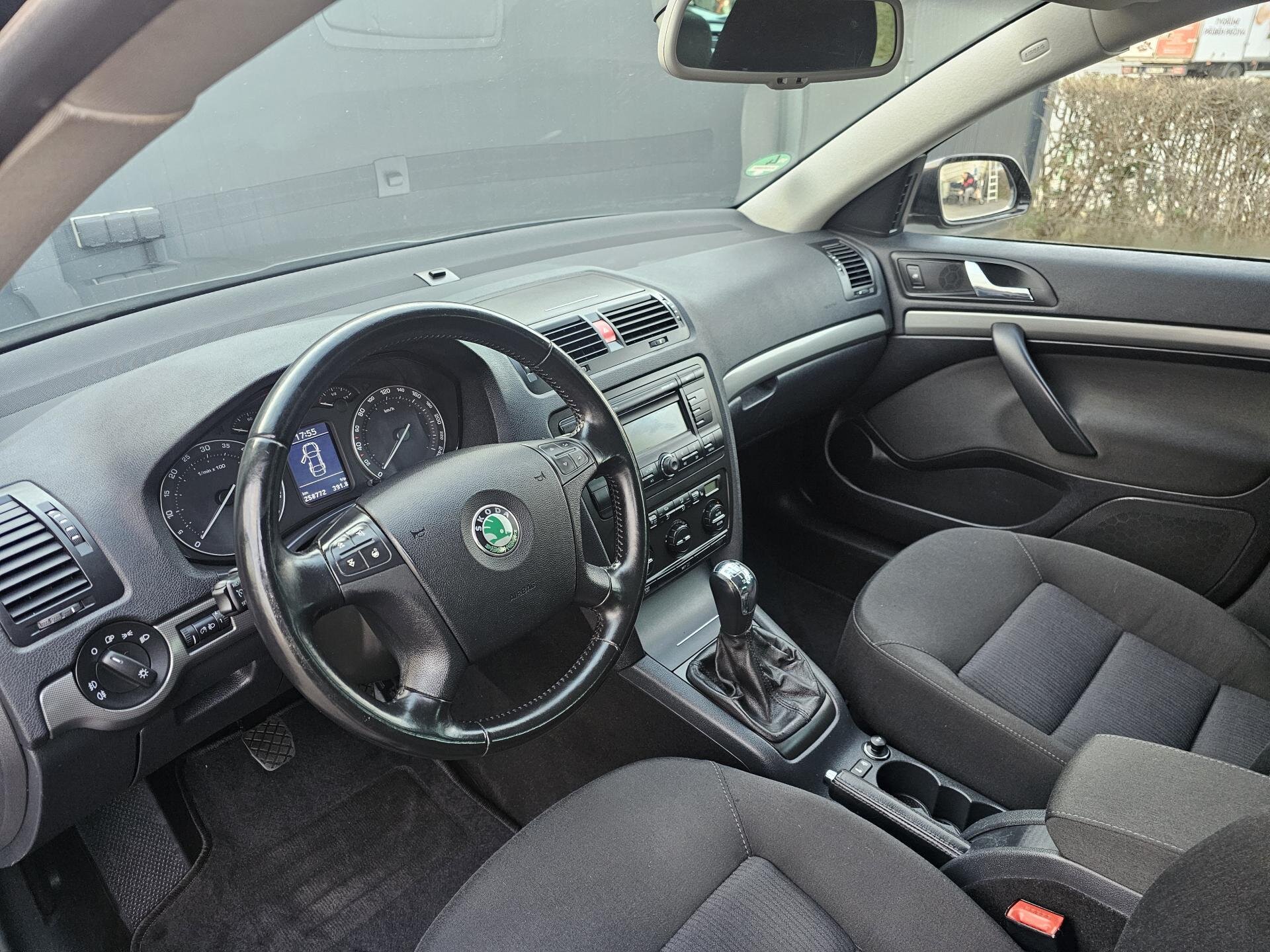 Škoda Octavia Kombi 2,0 l 103 kw