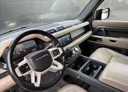 Land Rover Defender 9