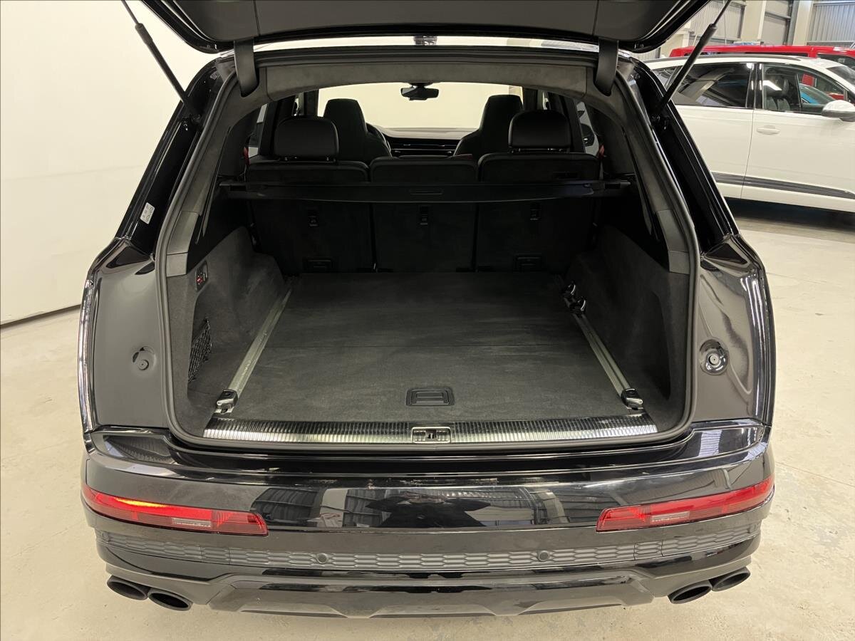 Audi SQ7 Kombi 4,0 l 320 kw