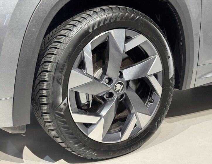 Škoda Kodiaq SUV / Terénní 1,5 l 150 kw